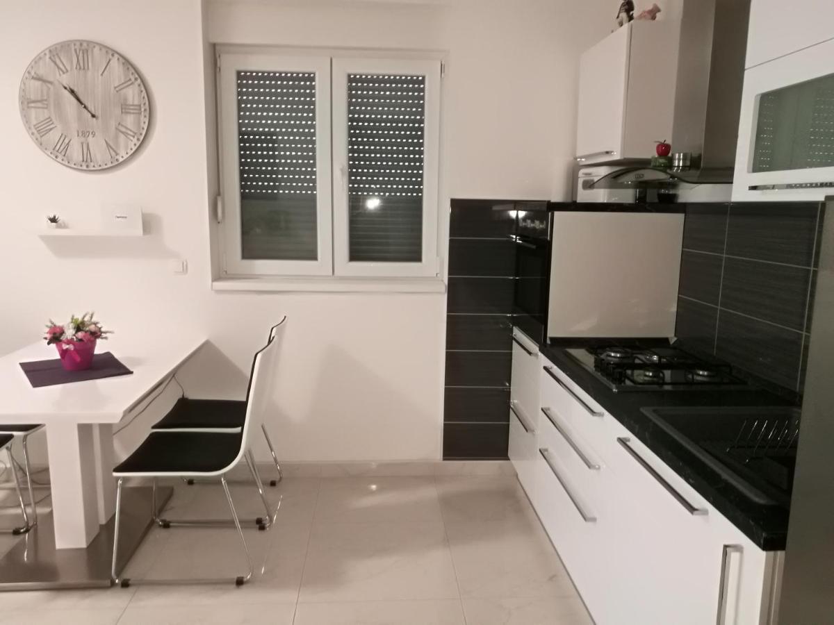 Roberto Apartment Bacina Eksteriør bilde