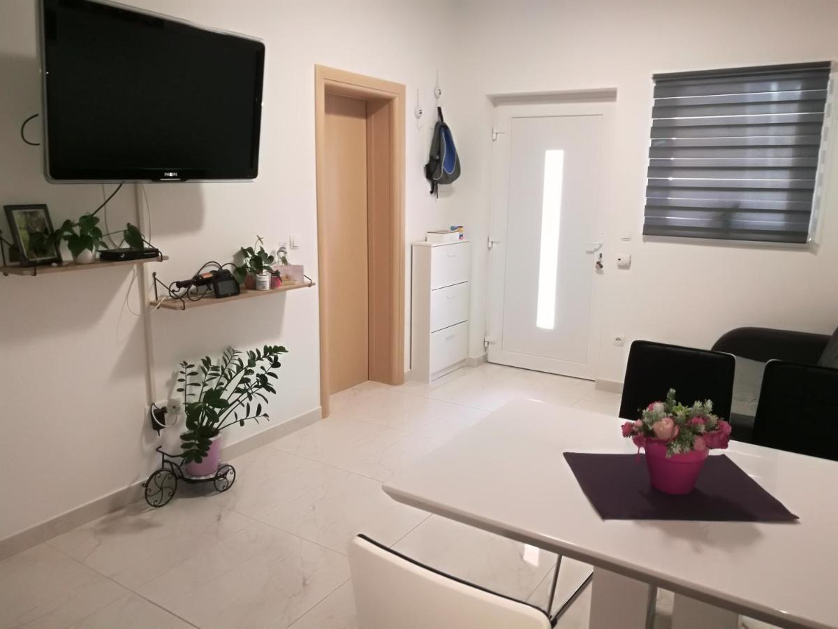Roberto Apartment Bacina Eksteriør bilde